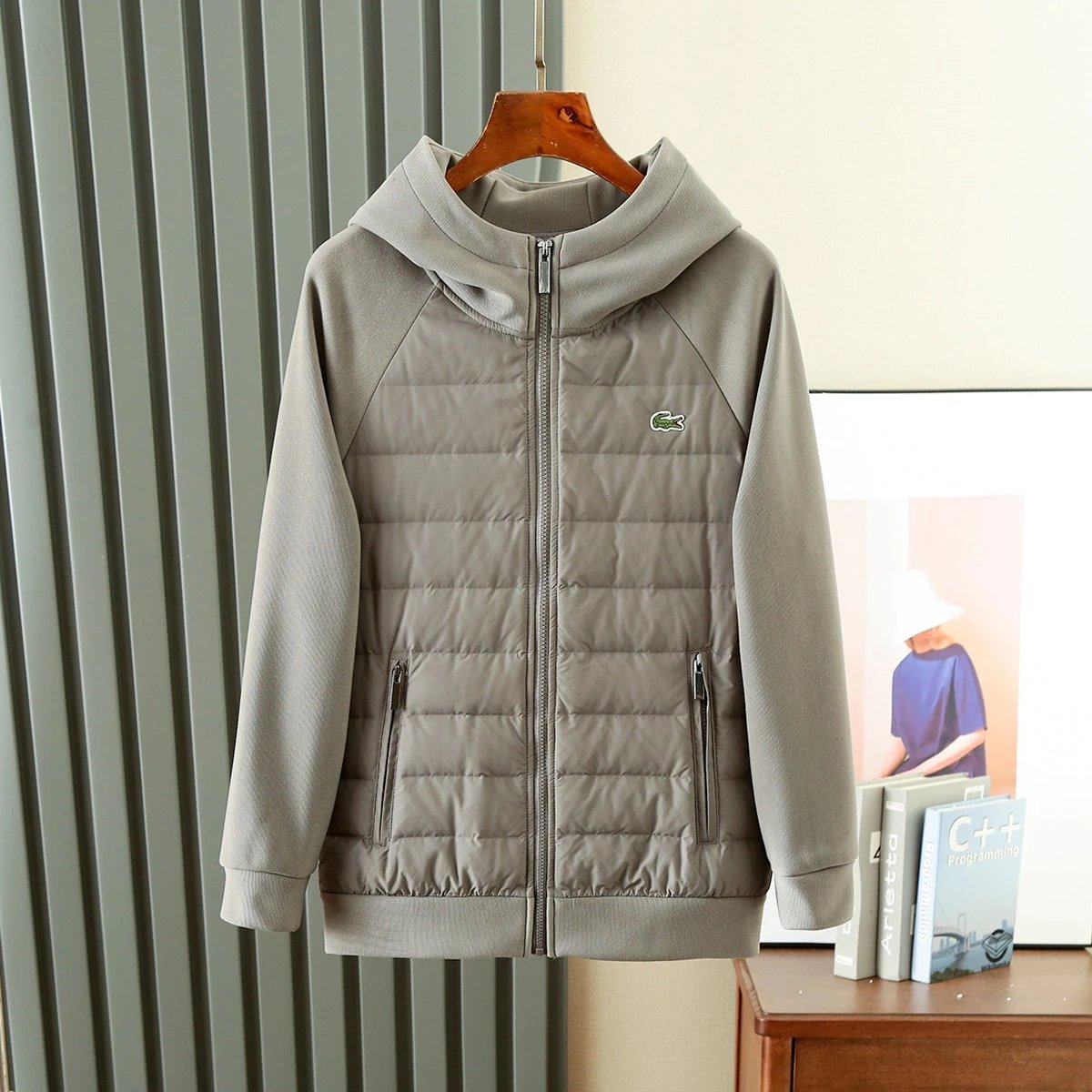 L鳄卫衣羽绒服银灰