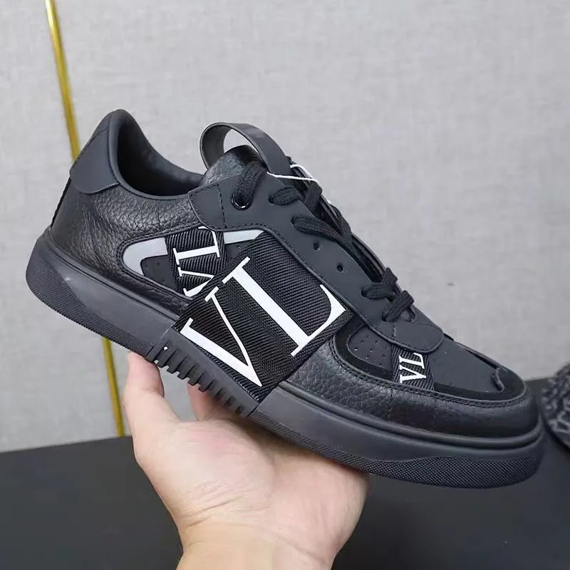All black (top-level version)