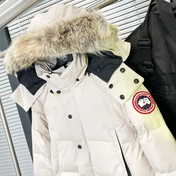 Canada Goose Expedition Parka Black with Raccoon Fur Trim Down Jacket - 5