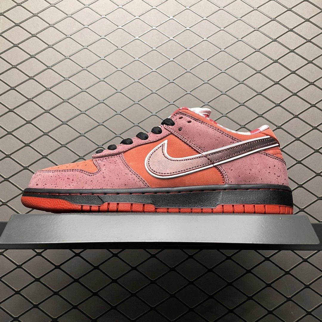 DUNK Red Dragon Shrimp 313170-661