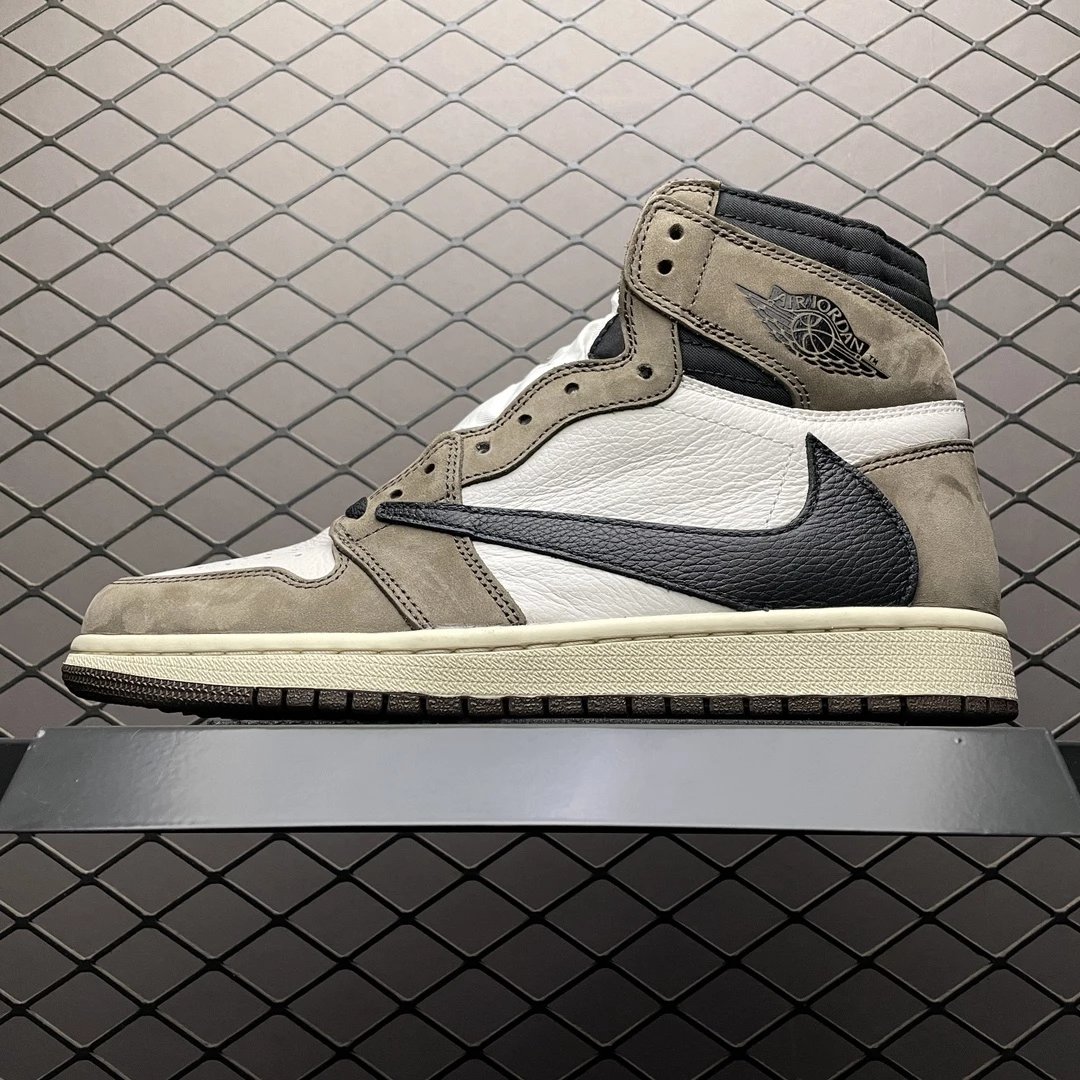 AJ1 deep brown inverted hook high top