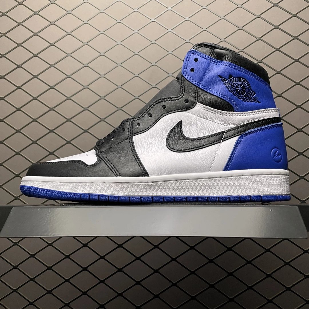 AJ1 Fujiwara Hiroshi collaborates with Big Lightning