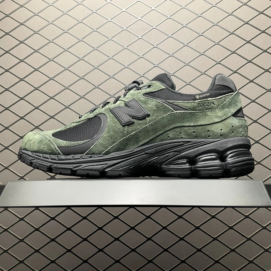 New Balance M2002RXY Pine Green