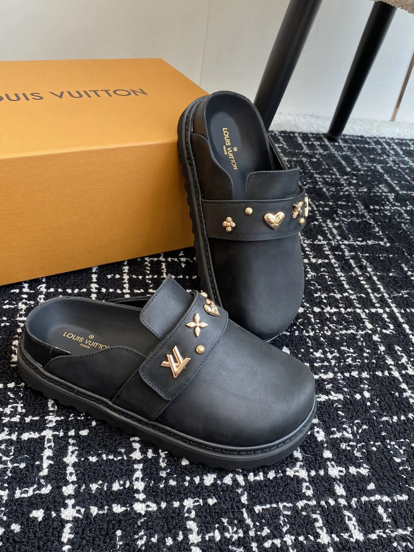 LV Sneakerina Shoes — black colorway — USFans Spreadsheet photo
