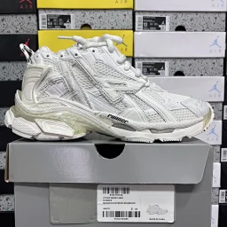 thumbnail for [XA Version] 7.0 Runner Sneaker