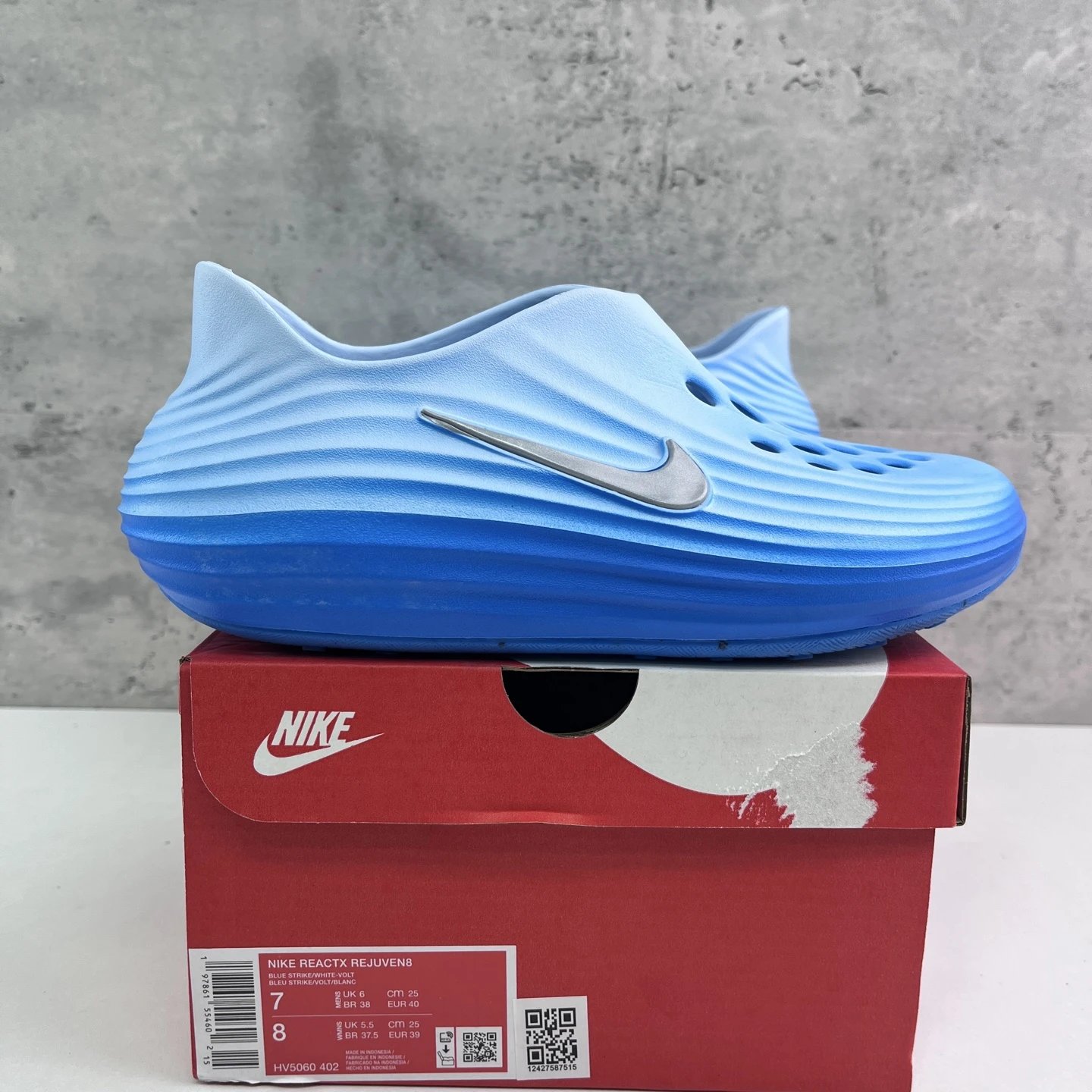 Sky Blue HV5060-402