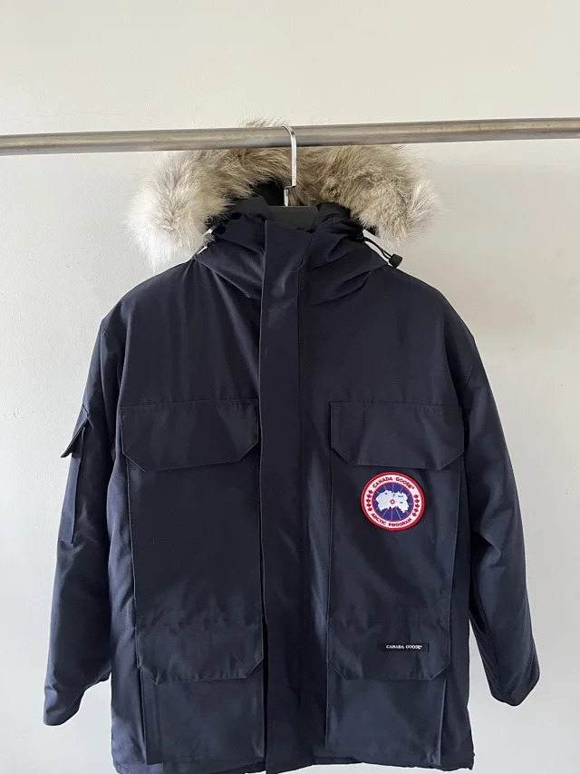 Canada Goose Down Jackets Expedition Parka with Fur-Trim Hood product detail image 42