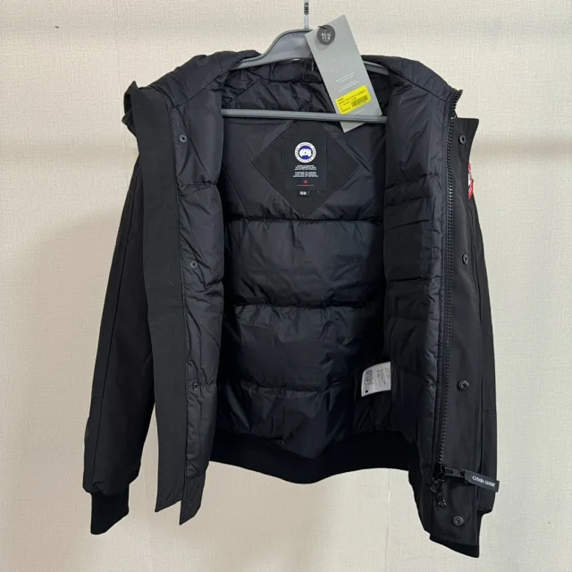 Canada Goose Expedition and Chilliwack product detail image 2