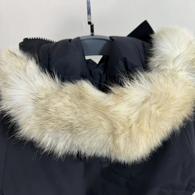 Canada Goose Expedition and Chilliwack product detail image 1