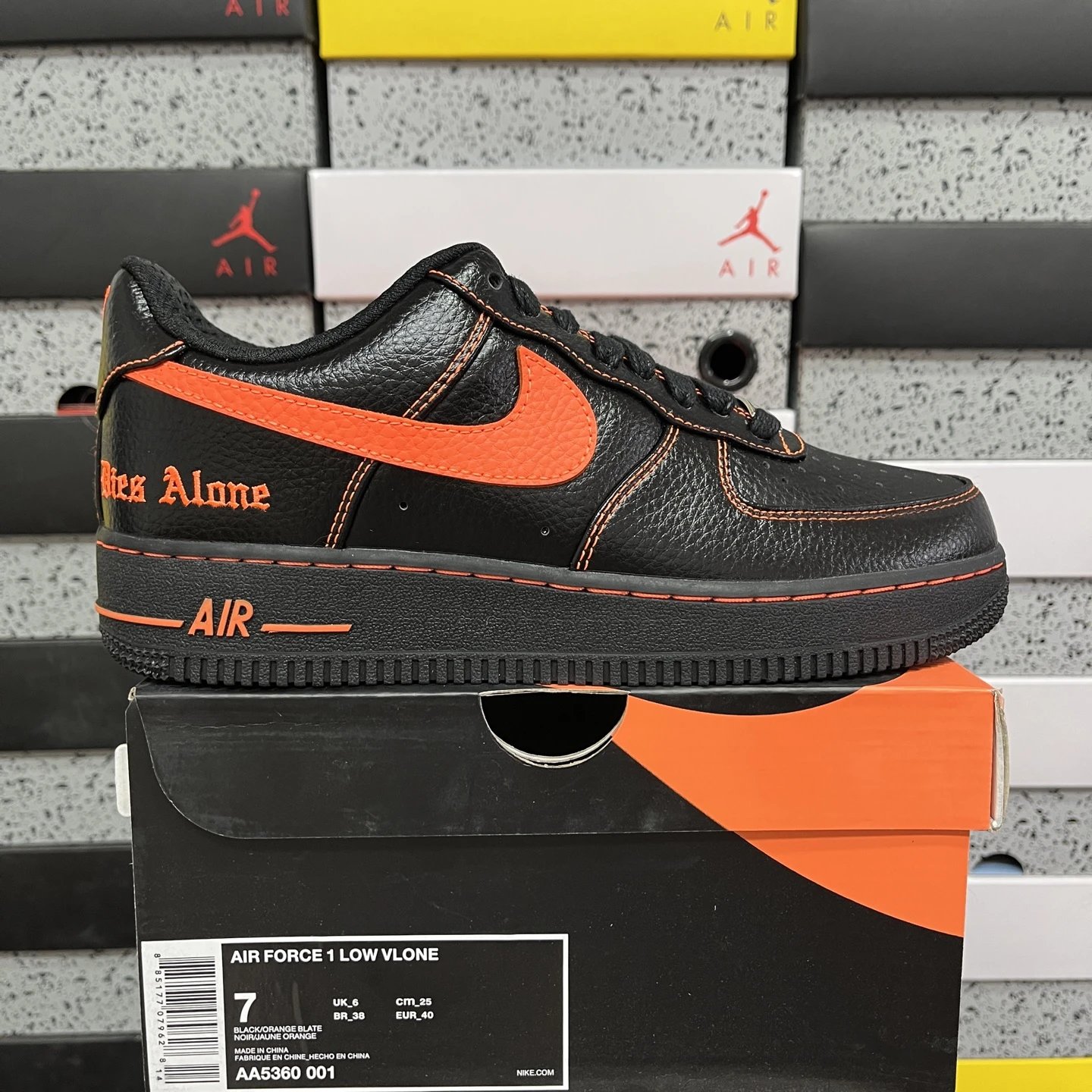 Vlone黑橙AA5360-001