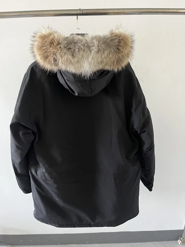 Canada Goose Down Jackets Expedition Parka with Fur-Trim Hood product detail image 47