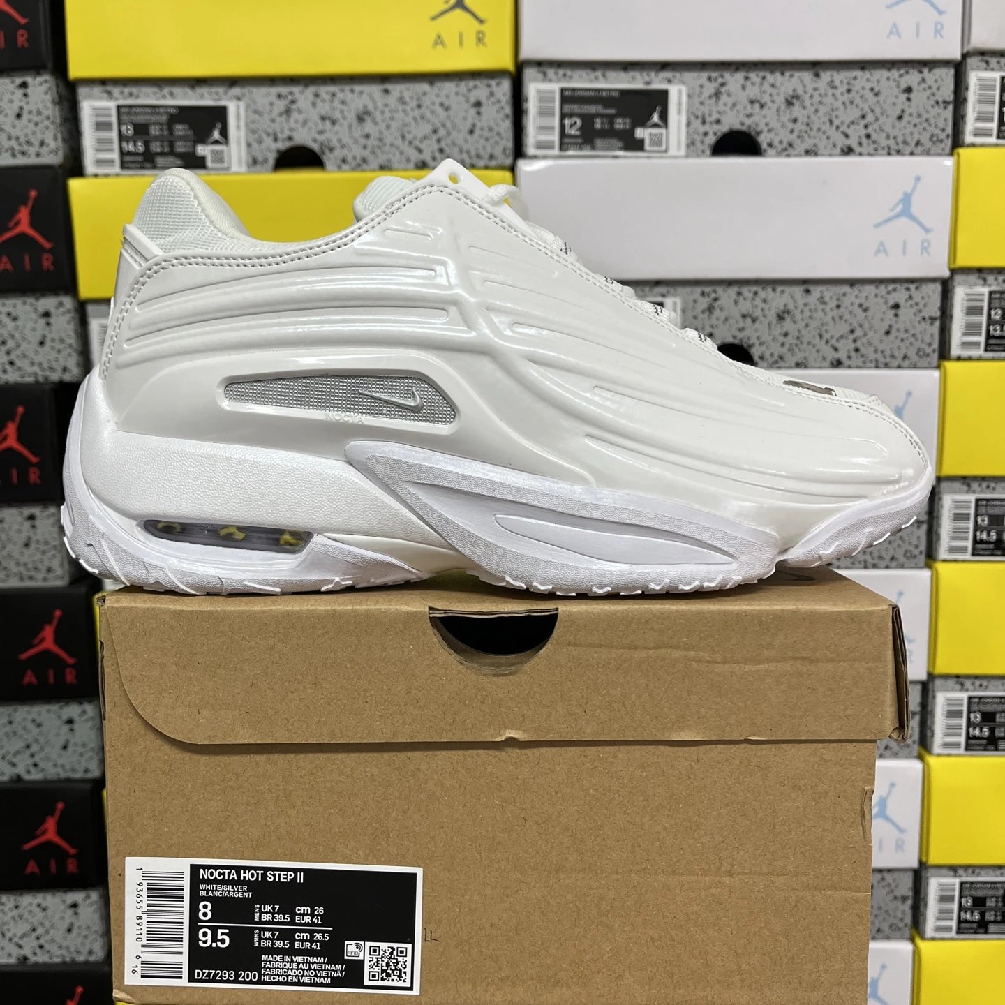 White DZ7293-200