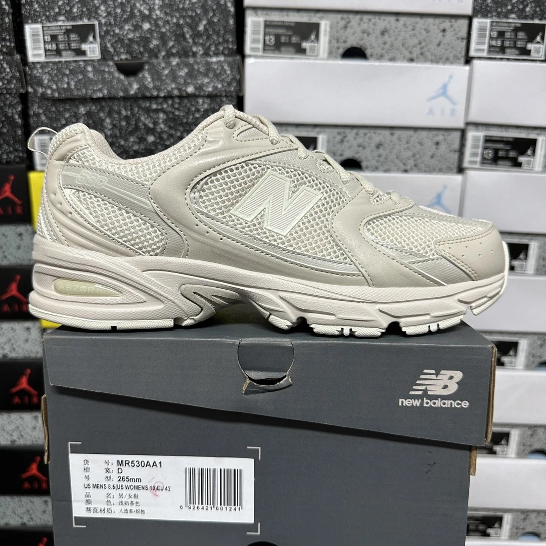 New Balance 530 photo 8
