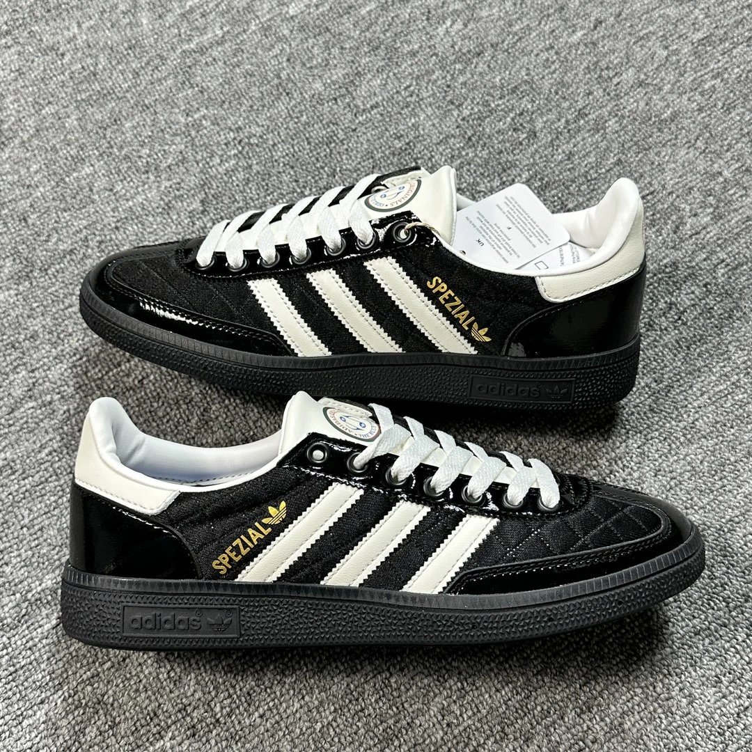 Chanel Style Adidas JP5669
