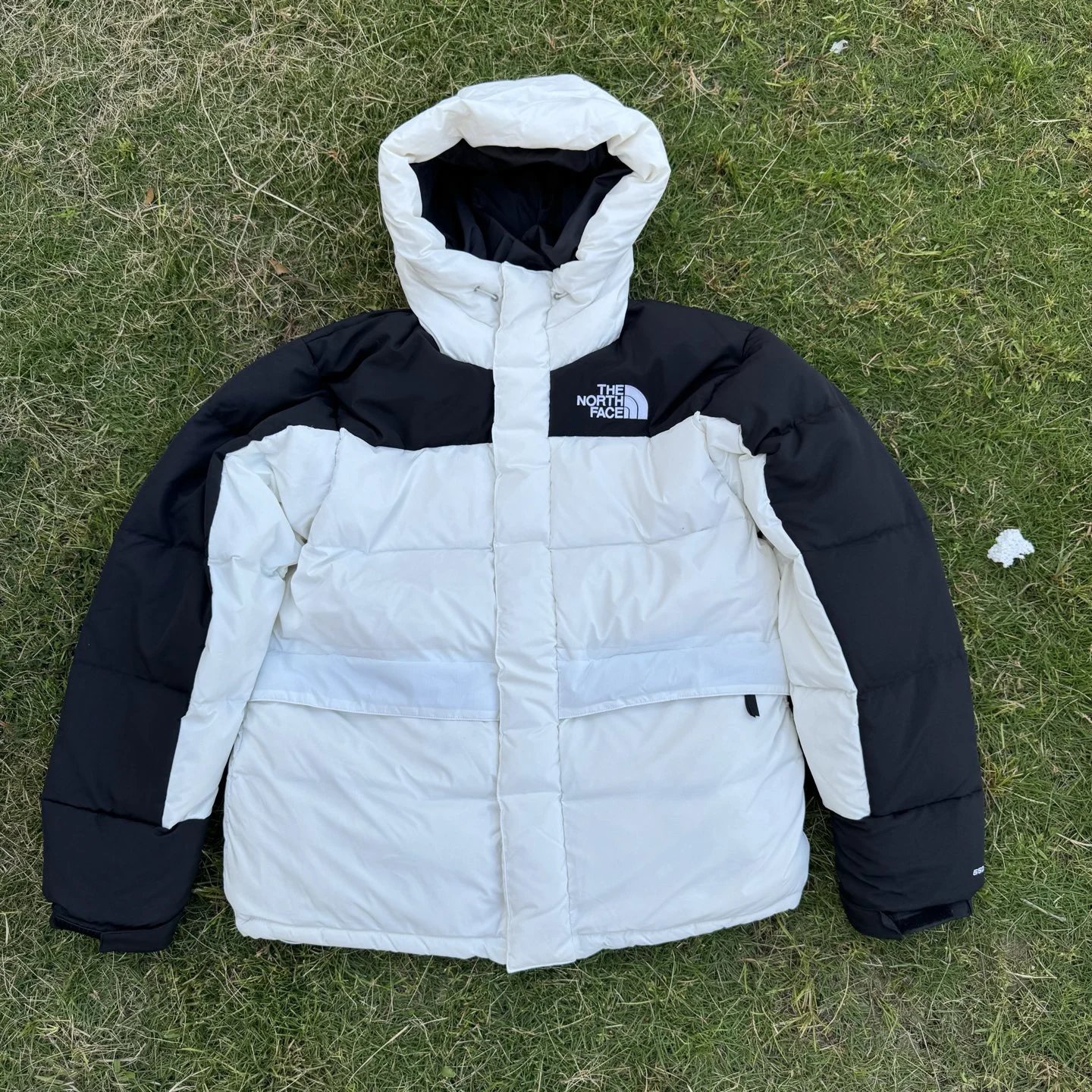 Himalayan White Black