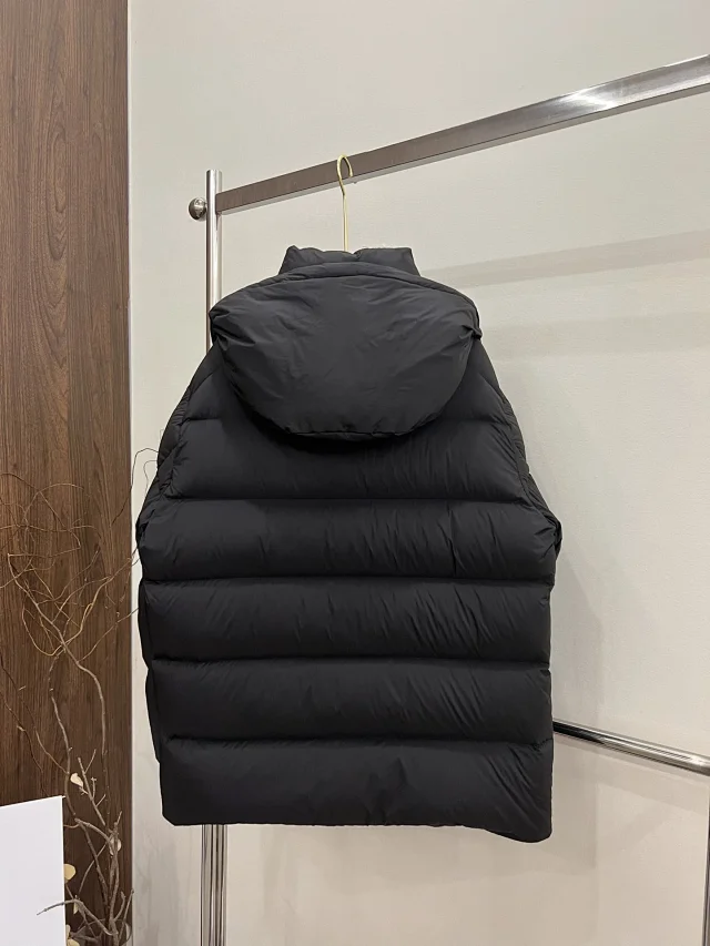 Prada Down Jackets Hooded Puffer Jacket with Sleeve Zip Pocket product detail image 2