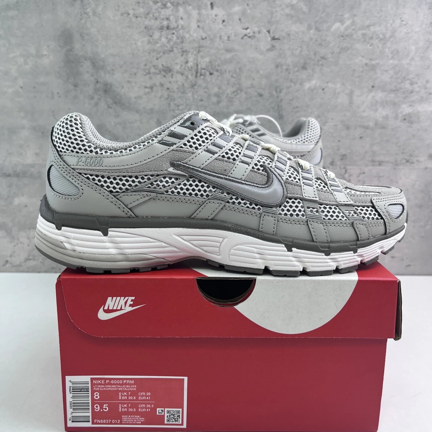 Grey White FN6837-012 36-45
