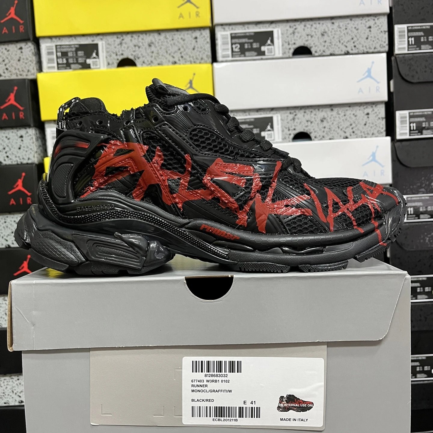 7.0 Black with Print 0102