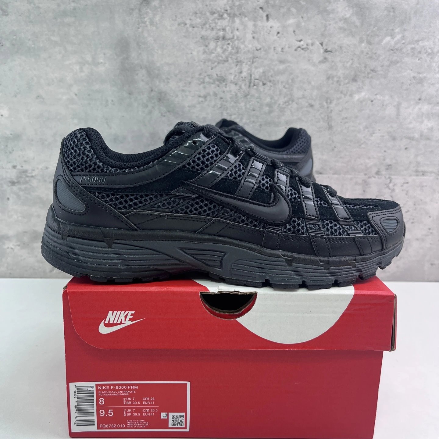 全黑FQ8732-010 36-45