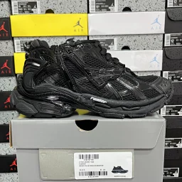 thumbnail for [XA Version] 7.0 Runner Sneaker