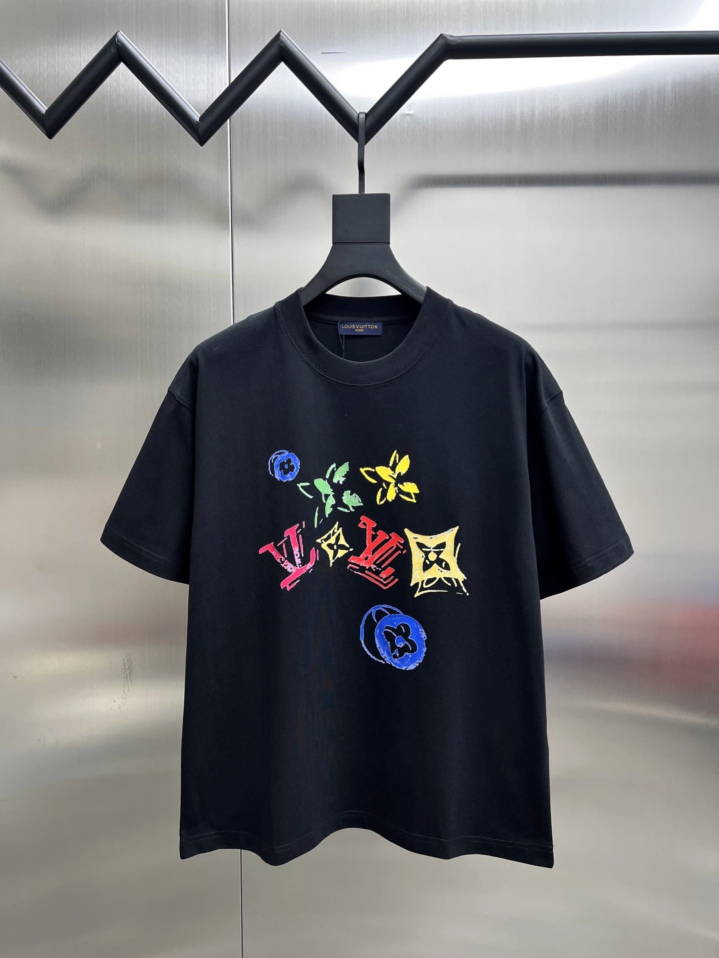 Louis Vuitton Bold Logo Black T-Shirt - 41