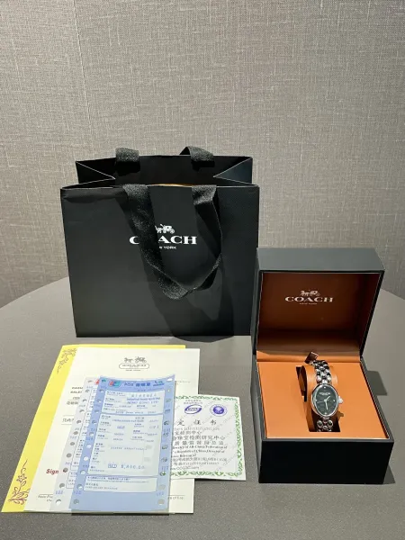 Coach Watch with Chain Link Bracelet Black Dial Women's Quartz Watch Watches - 1