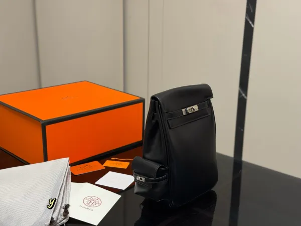 Hermès Kelly Danse Black Leather Crossbody Bag - 1
