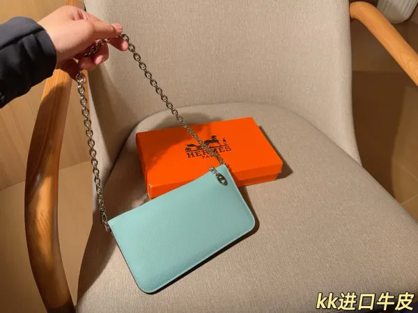 Hermès Mini Pochette Métis in Turquoise with Silver Hardware Chain Bag Crossbody Bags - 1