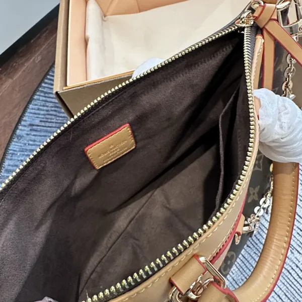 Louis Vuitton Twist MM Black Monogram Empreinte Leather Handbag - 14