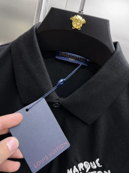 Louis Vuitton Marque L.VUITTON Déposé Polo Black Polo Shirt - 18