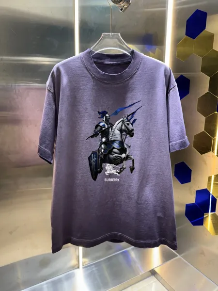Burberry Knight Graphic Print Purple T-Shirt - 1
