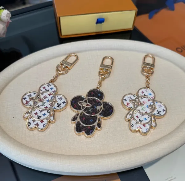 Louis Vuitton Monogram Multicolor Flower Key Holder Accessories - 2
