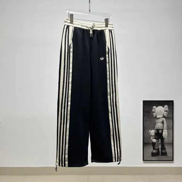 Adidas Originals Track Pants Beige with Black Triple Stripes Sweatpants - 8