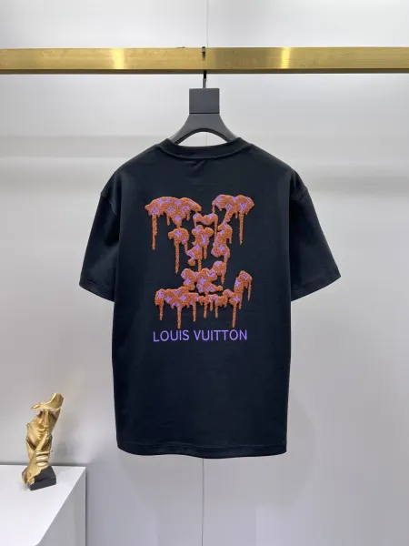 Louis Vuitton Monogram Icons T-Shirt Black - 42