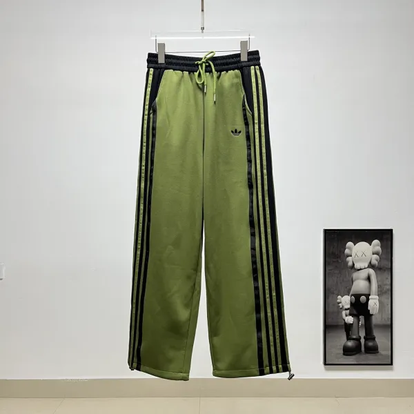 Adidas Originals Track Pants Beige with Black Triple Stripes Sweatpants - 3