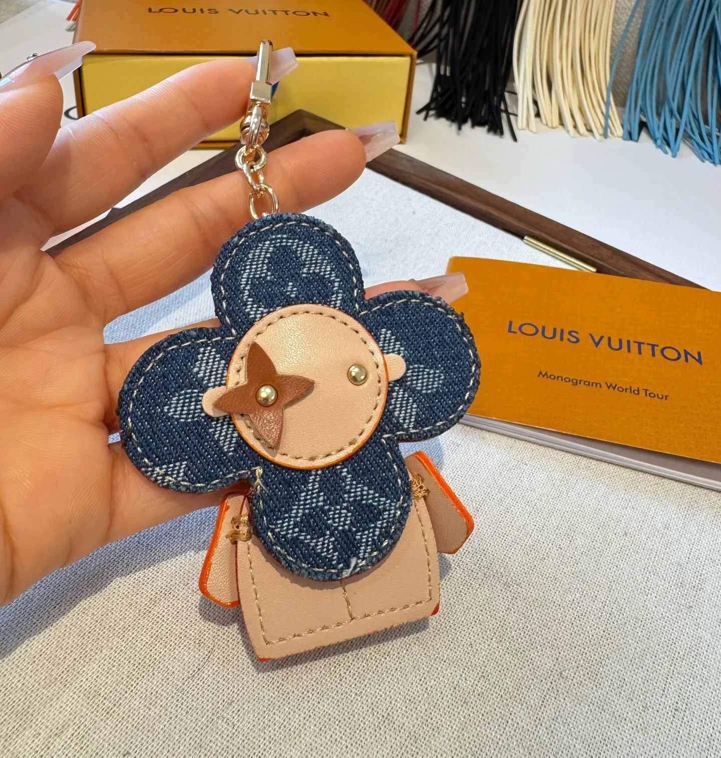 Louis Vuitton Monogram Multicolor Flower Charm Keychain Accessories - 5