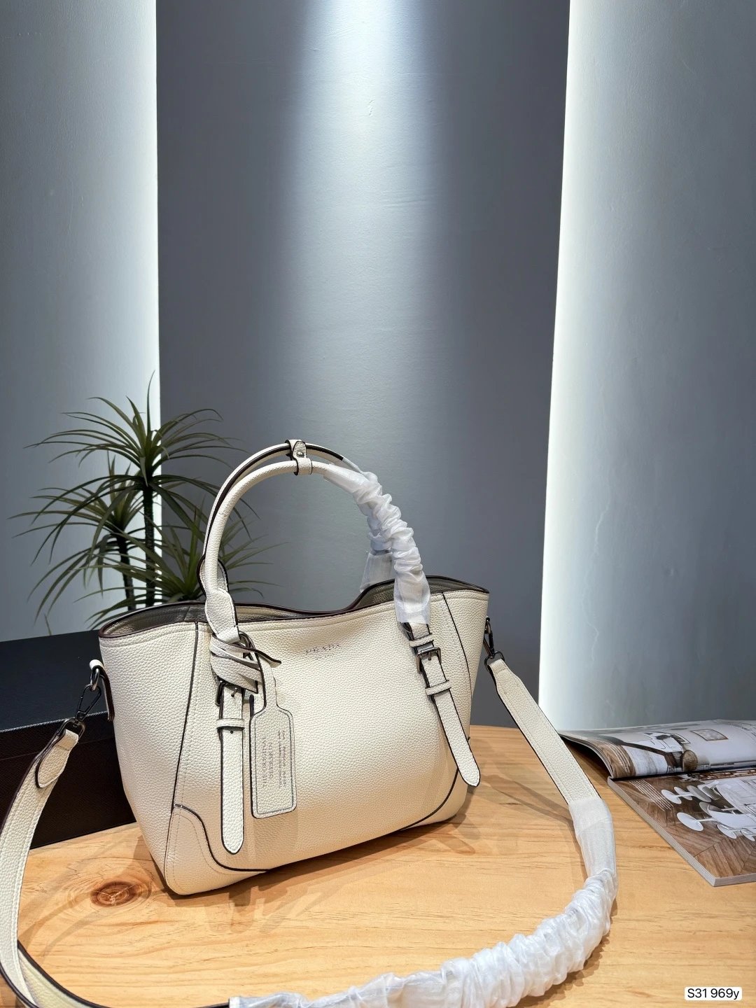 Design Moynat M Bag Green Monogram Tote Bag - 40
