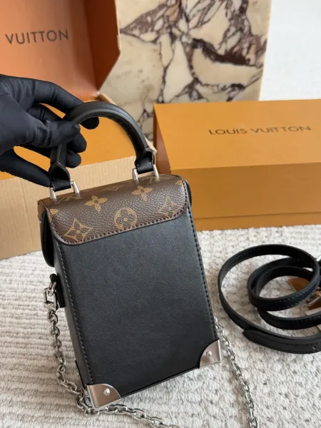 Chanel Mini Vanity Bag Beige Suede and Black Quilted Leather Handbag - 24
