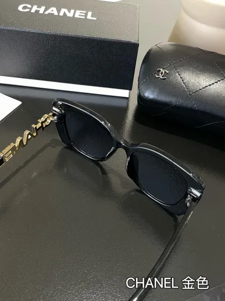 Chanel Black Acetate Cat-Eye Sunglasses with CC Chain Detail - 17