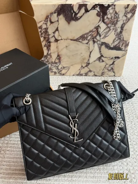 Chanel Mini Vanity Bag Beige Suede and Black Quilted Leather Handbag - 39