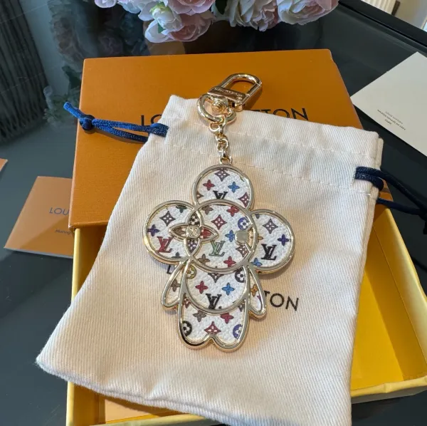 Louis Vuitton Monogram Multicolor Flower Key Holder Accessories - 10