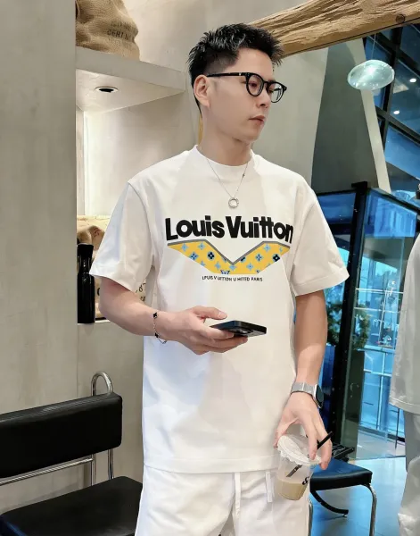 Louis Vuitton x Virgil Abloh 'LV United Paris' Graphic T-Shirt White - 1