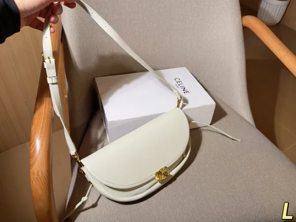 Celine Triomphe Saddle Bag Beige Leather Crossbody Bag - 3