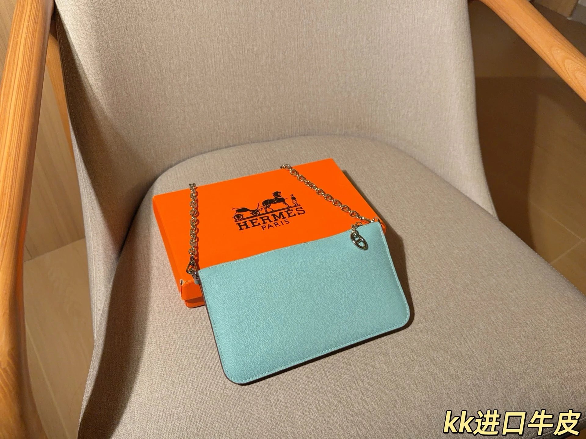 Hermès Mini Évelyne Chain Wallet in White Taurillon Leather Clutches - 7