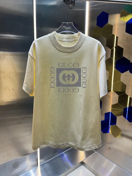 Gucci Logo Print Cream T-Shirt - 1