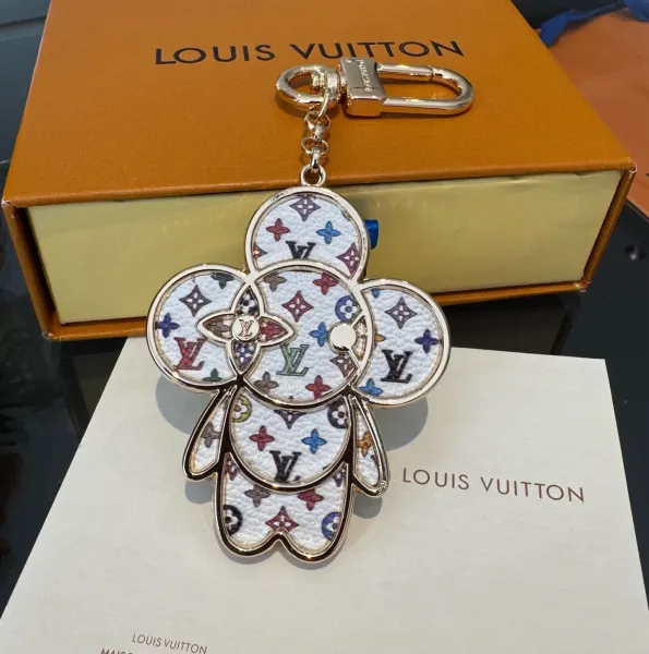 Louis Vuitton Monogram Multicolor Flower Key Holder Accessories - 7