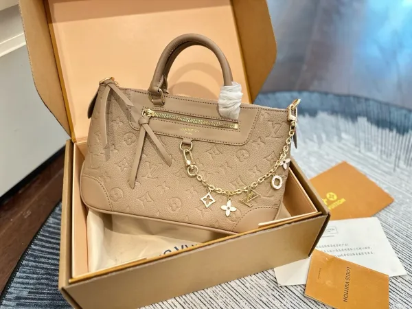 Louis Vuitton Twist MM Black Monogram Empreinte Leather Handbag - 3