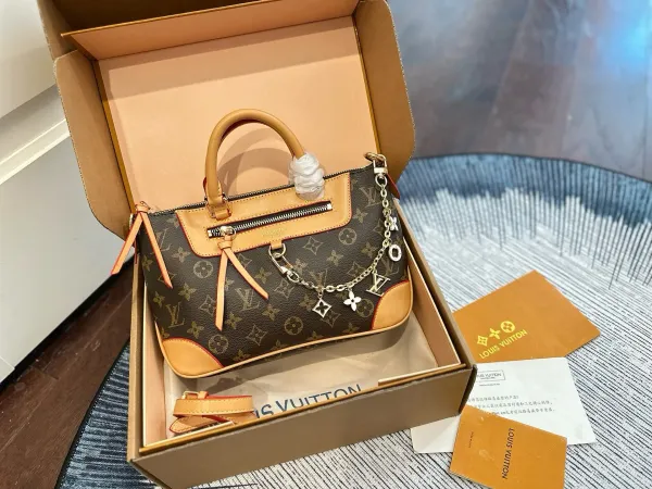 Louis Vuitton Twist MM Black Monogram Empreinte Leather Handbag - 6