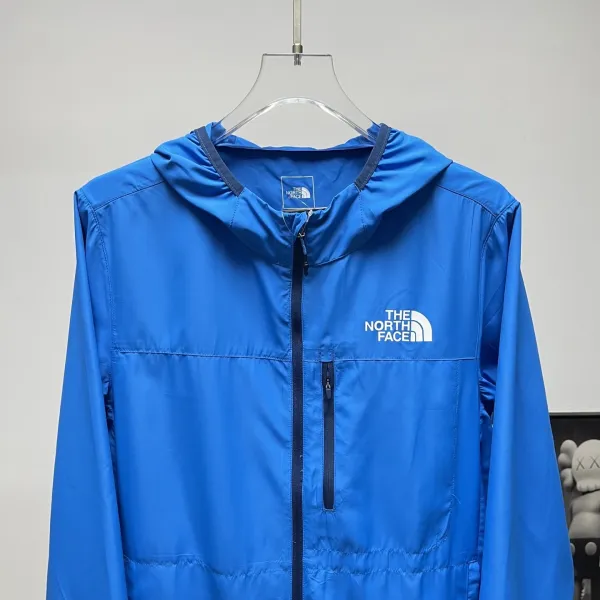 The North Face Windwall Hooded Jacket Black Outerwear - 8