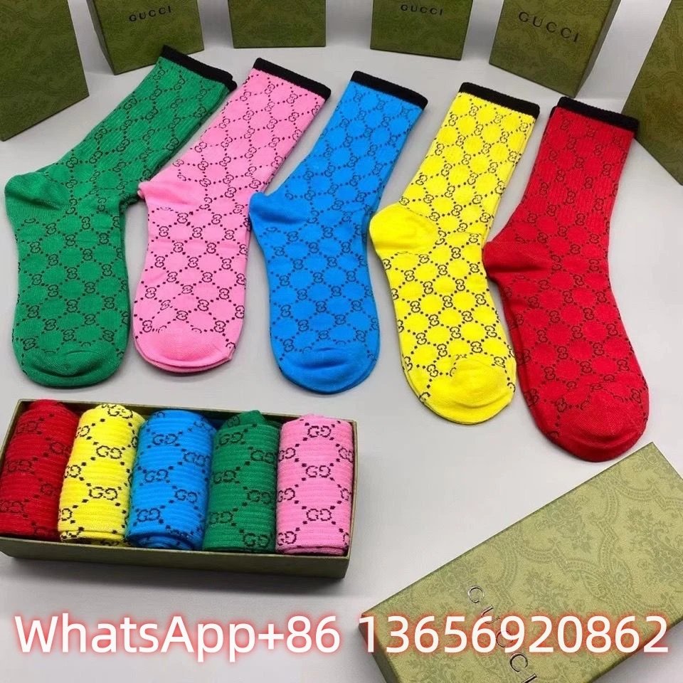 Burberry Socks Logo Crew — G 5(5 Double-1 box)